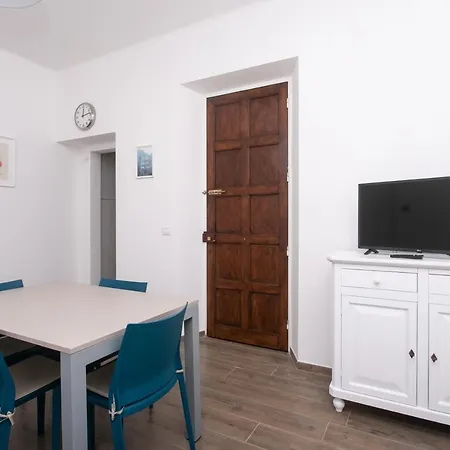 N237 - Numana, Trilocale A 100 Metri Dal Centro * Numana